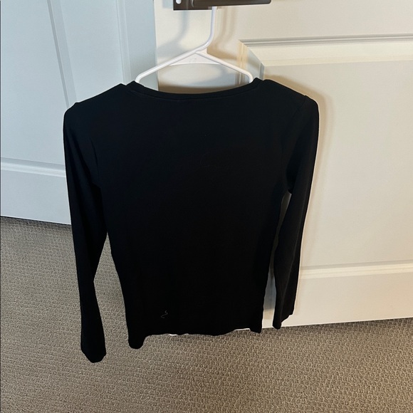GAP Women's Elegant Black Long Sleeve Tee - Picture 2 of 2